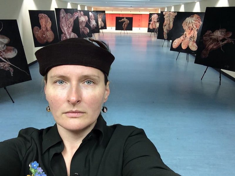 Відомі криворіжці: про художницю Зою Скоропаденко