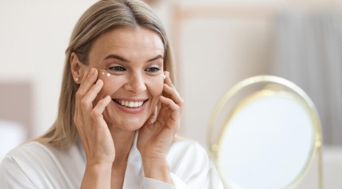 Як обрати антивікову косметику? Детальний гайд