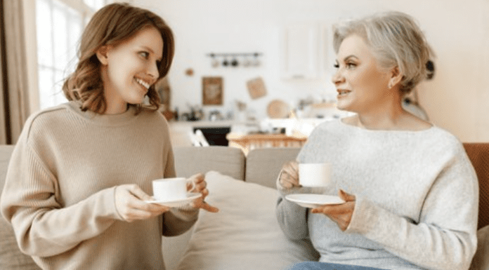 Як підтримувати здорові стосунки з батьками в дорослому віці