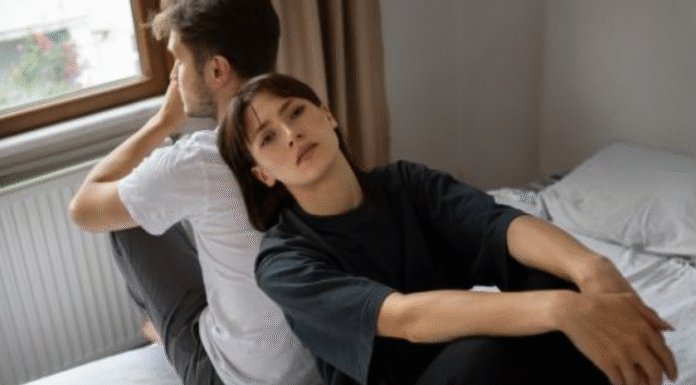 Як відновити довіру у стосунках після зради чи обману: покроковий план