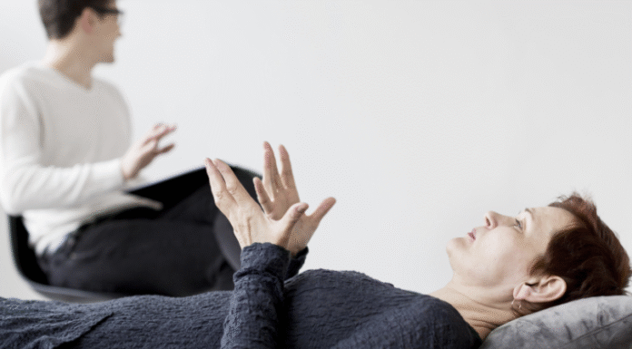 Що таке гештальт-терапія і як вона може допомогти розібратися в собі: повний гід для сучасної жінки